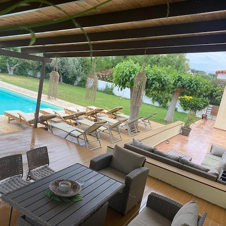 Relaxing Villa With Swimming Pool And Garden Άγιος Γεώργιος Εξωτερικό φωτογραφία
