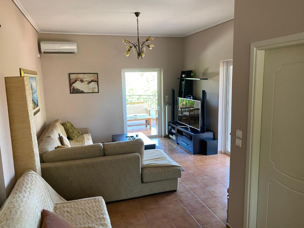 Relaxing Villa With Swimming Pool And Garden Άγιος Γεώργιος Εξωτερικό φωτογραφία
