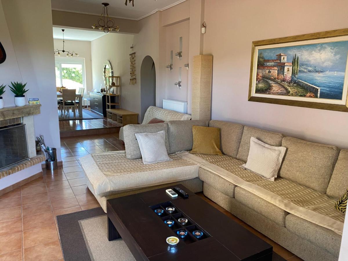 Relaxing Villa With Swimming Pool And Garden Άγιος Γεώργιος Εξωτερικό φωτογραφία
