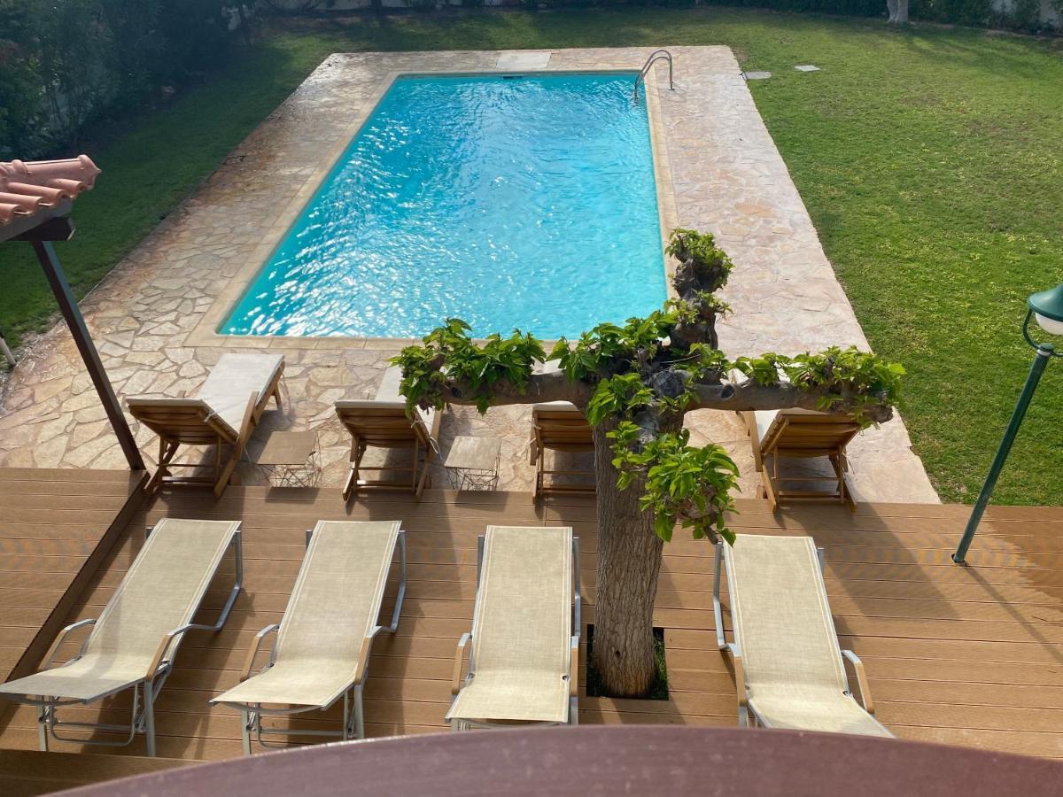 Relaxing Villa With Swimming Pool And Garden Άγιος Γεώργιος Εξωτερικό φωτογραφία