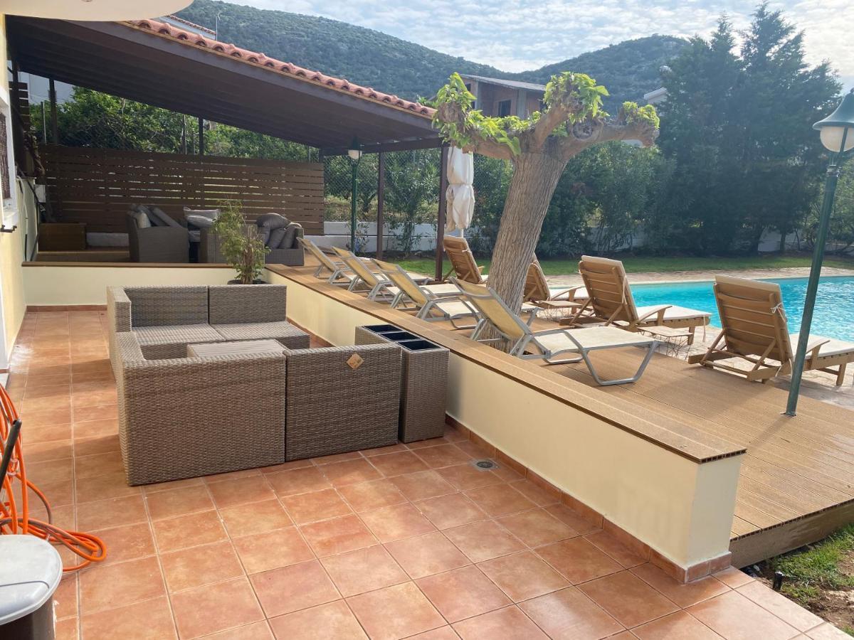 Relaxing Villa With Swimming Pool And Garden Άγιος Γεώργιος Εξωτερικό φωτογραφία
