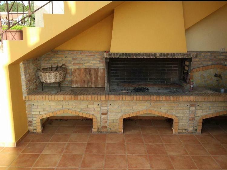 Relaxing Villa With Swimming Pool And Garden Άγιος Γεώργιος Εξωτερικό φωτογραφία