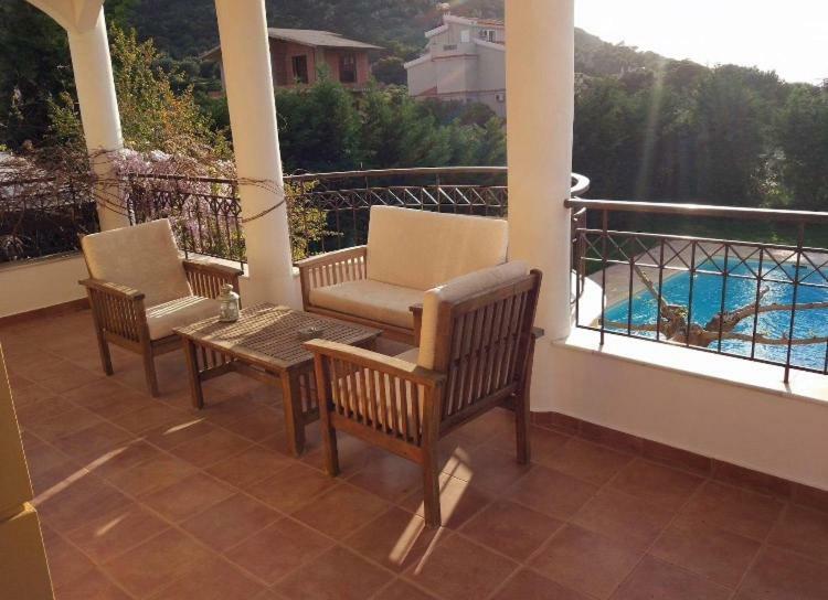 Relaxing Villa With Swimming Pool And Garden Άγιος Γεώργιος Εξωτερικό φωτογραφία