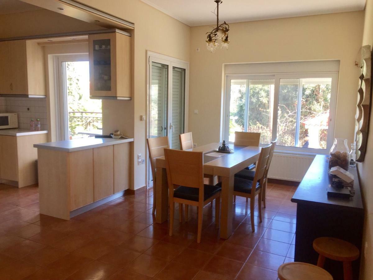 Relaxing Villa With Swimming Pool And Garden Άγιος Γεώργιος Εξωτερικό φωτογραφία