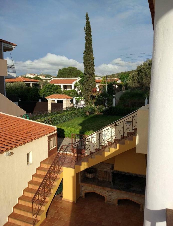 Relaxing Villa With Swimming Pool And Garden Άγιος Γεώργιος Εξωτερικό φωτογραφία