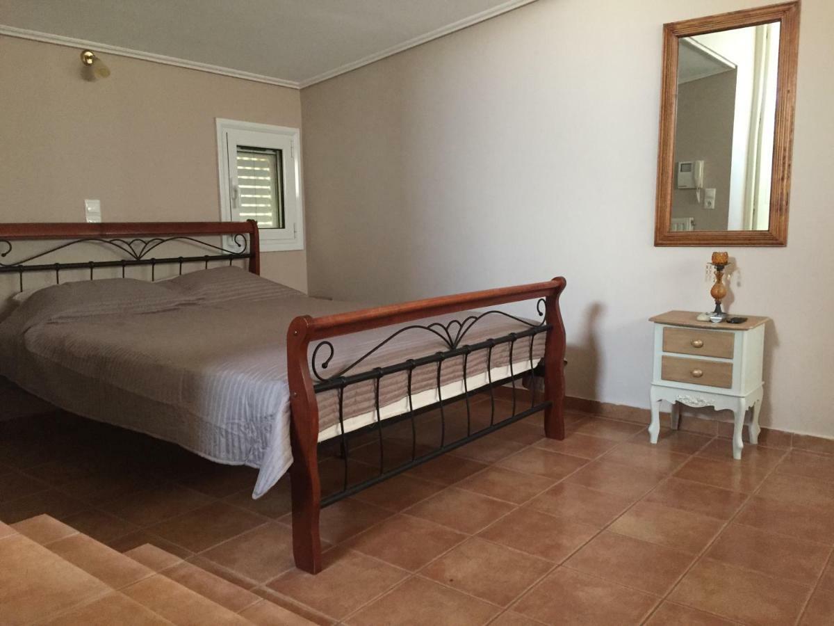 Relaxing Villa With Swimming Pool And Garden Άγιος Γεώργιος Εξωτερικό φωτογραφία