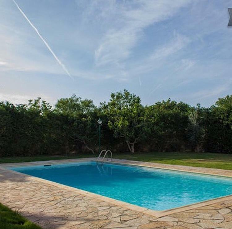 Relaxing Villa With Swimming Pool And Garden Άγιος Γεώργιος Εξωτερικό φωτογραφία