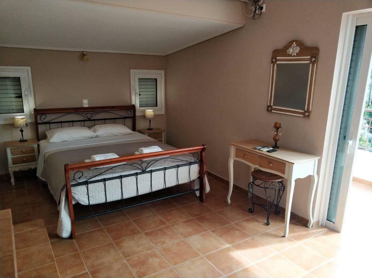 Relaxing Villa With Swimming Pool And Garden Άγιος Γεώργιος Εξωτερικό φωτογραφία